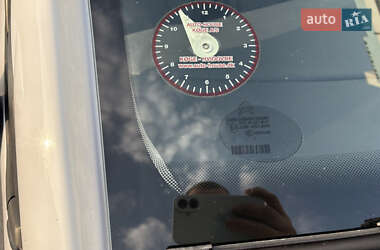 Хэтчбек Citroen C3 2012 в 