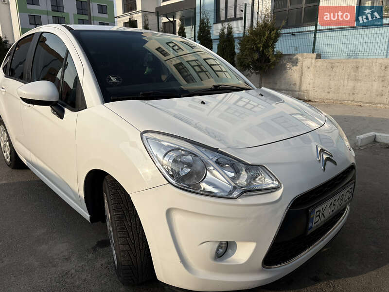 Хэтчбек Citroen C3 2012 в Ровно