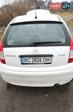 Хэтчбек Citroen C3 2009 в 