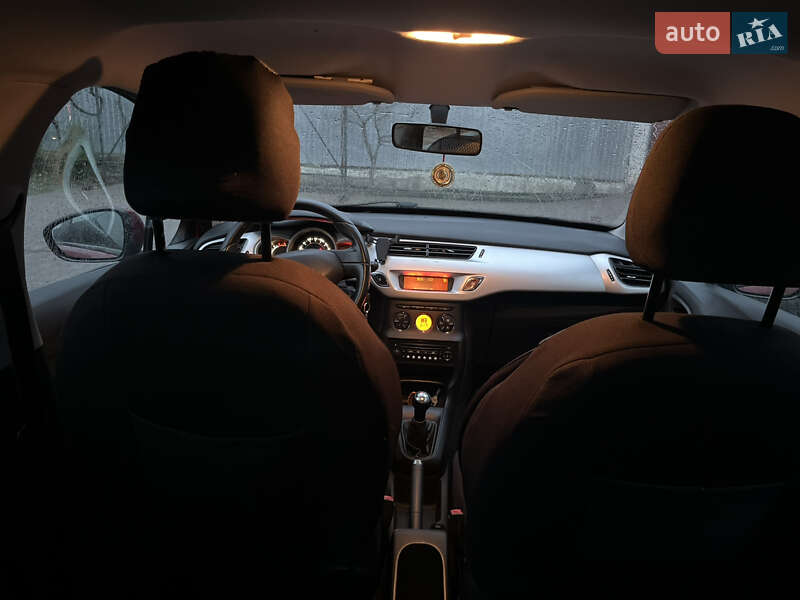 Хэтчбек Citroen C3 2011 в Черновцах