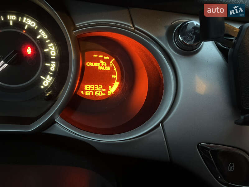 Хэтчбек Citroen C3 2011 в Черновцах