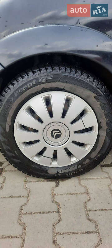 Хетчбек Citroen C3 2006 в Чернівцях