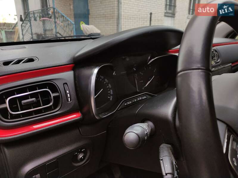 Хэтчбек Citroen C3 2017 в Сумах