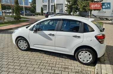 Хэтчбек Citroen C3 2015 в 