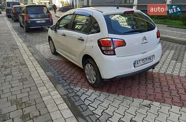 Хэтчбек Citroen C3 2015 в 