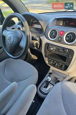 Хэтчбек Citroen C3 2007 в 