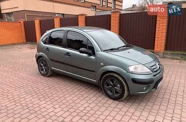 Хэтчбек Citroen C3 2006 в 