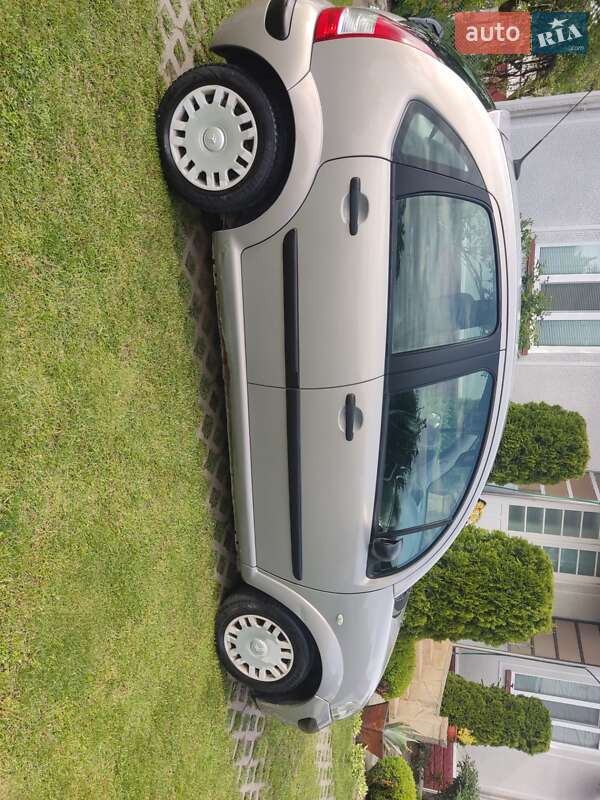 Хэтчбек Citroen C3 2006 в Черновцах