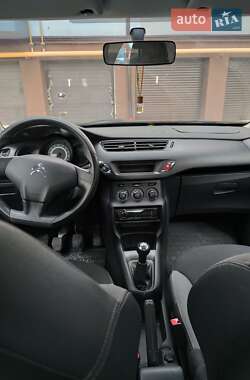 Хэтчбек Citroen C3 2013 в 