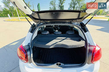 Хэтчбек Citroen C3 2017 в 