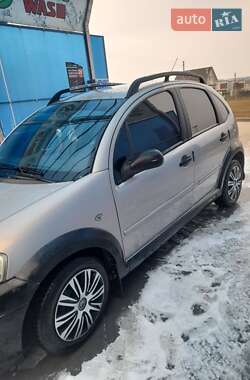 Хэтчбек Citroen C3 2005 в 