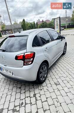 Хэтчбек Citroen C3 2013 в 