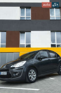 Хэтчбек Citroen C3 2012 в 