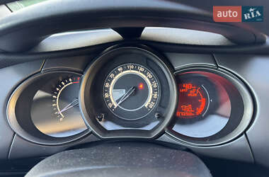 Хэтчбек Citroen C3 2015 в 