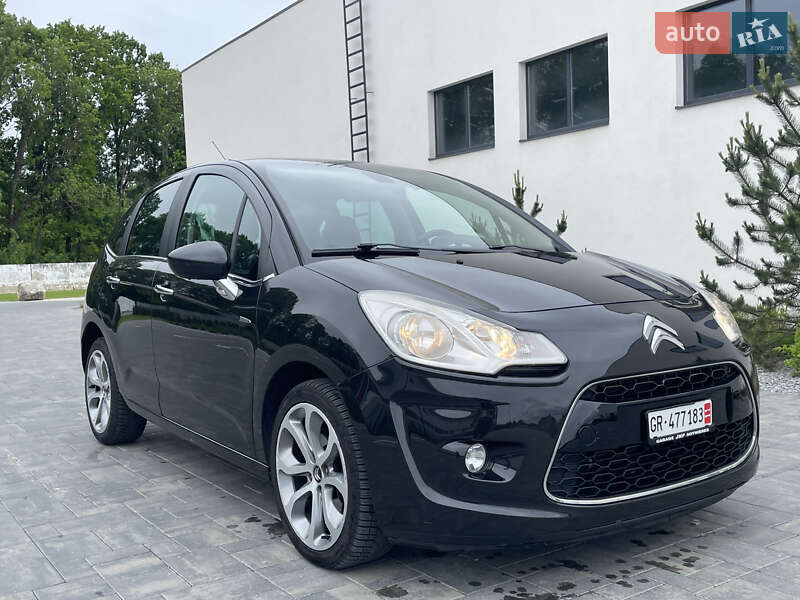 Хэтчбек Citroen C3 2010 в 