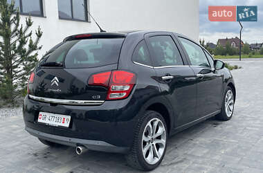 Хэтчбек Citroen C3 2010 в 