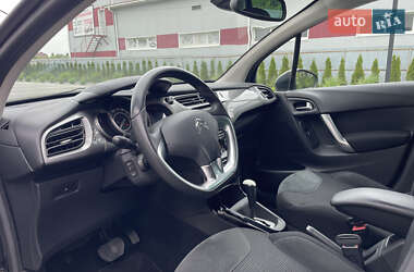 Хэтчбек Citroen C3 2010 в 