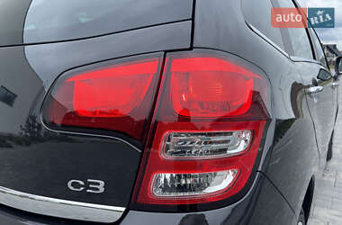 Хэтчбек Citroen C3 2010 в 