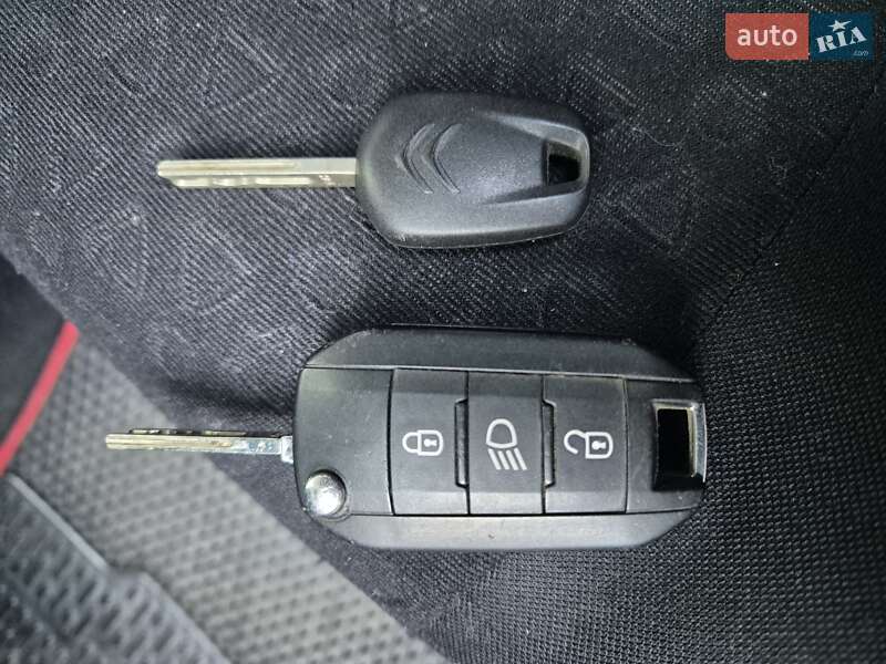 Хэтчбек Citroen C3 2017 в Ирпене фото 10 Хэтчбек Citroen C3 2017 в Ирпене