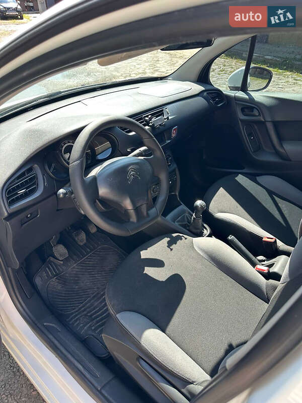 Хэтчбек Citroen C3 2013 в Луцке