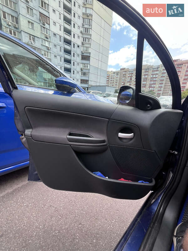 Хэтчбек Citroen C3 2007 в Киеве