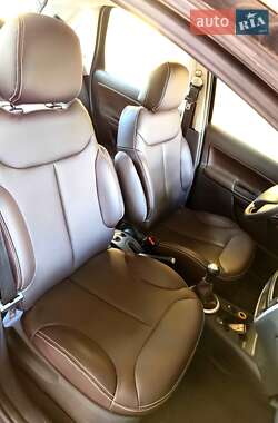Хэтчбек Citroen C3 2006 в 