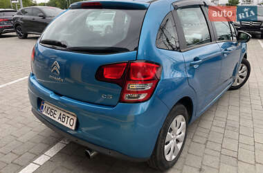 Хэтчбек Citroen C3 2010 в 