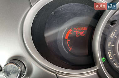 Хэтчбек Citroen C3 2010 в 