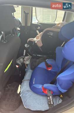 Хэтчбек Citroen C3 2011 в 