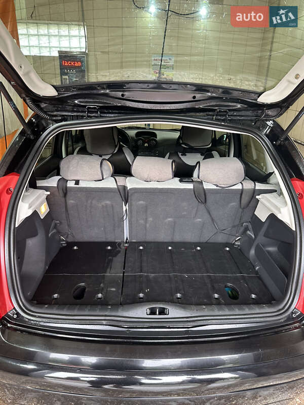 Хэтчбек Citroen C3 2003 в Харькове