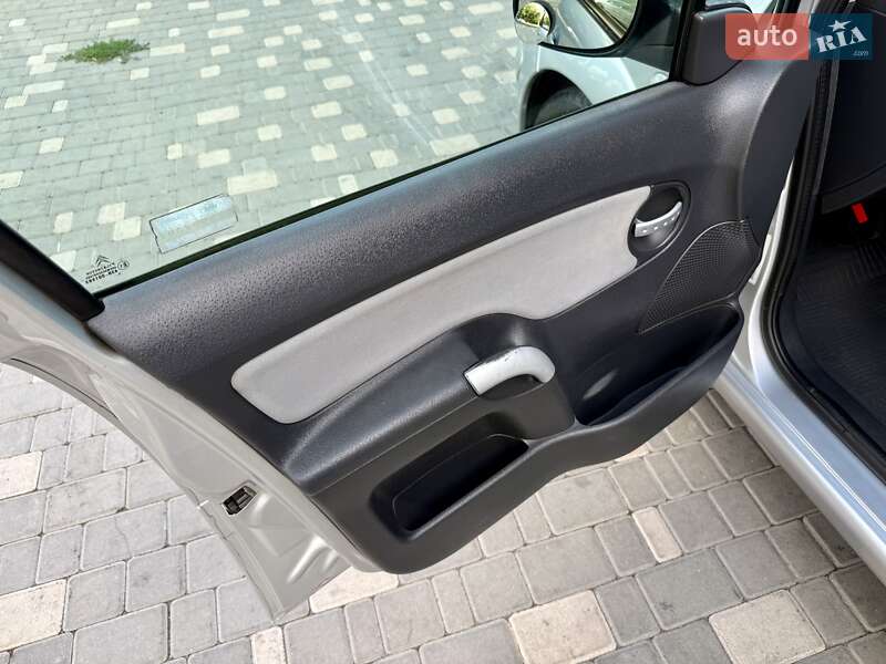 Хэтчбек Citroen C3 2005 в Одессе