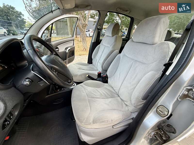 Хэтчбек Citroen C3 2005 в Одессе