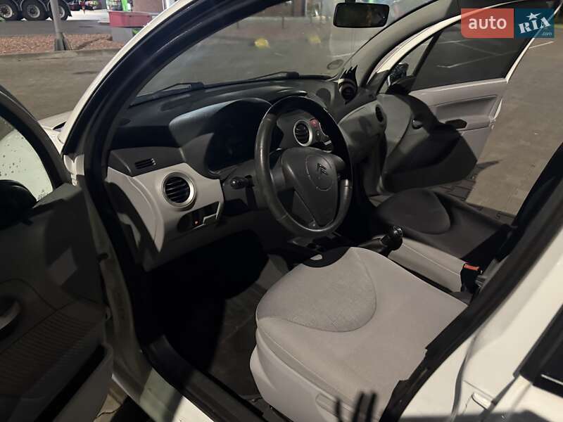 Хэтчбек Citroen C3 2008 в Луцке