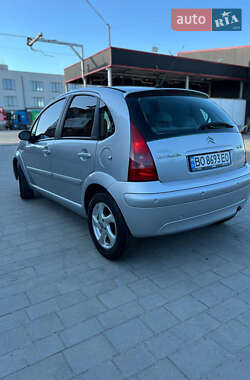 Хэтчбек Citroen C3 2005 в 