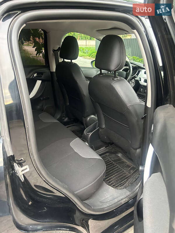 Хетчбек Citroen C3 2012 в Чутовому