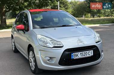 Хэтчбек Citroen C3 2010 в 