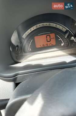 Хэтчбек Citroen C3 2005 в 