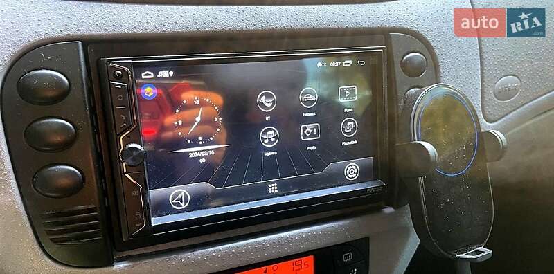 Хэтчбек Citroen C3 2003 в Запорожье