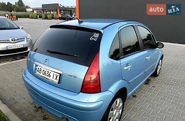 Хэтчбек Citroen C3 2002 в 