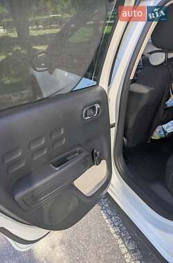 Хэтчбек Citroen C3 2021 в 