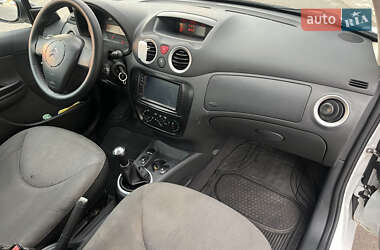 Хэтчбек Citroen C3 2007 в 