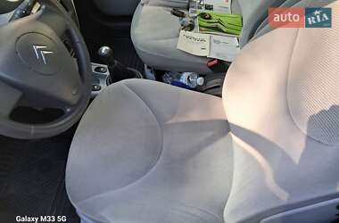 Хэтчбек Citroen C3 2005 в 