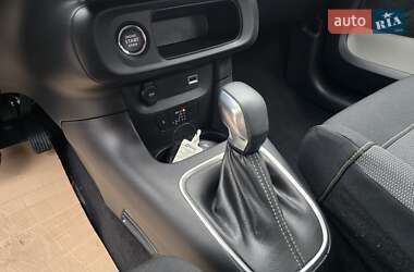 Хэтчбек Citroen C3 2022 в 