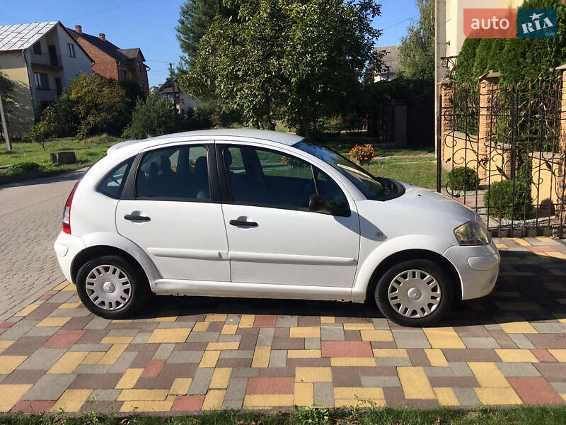 Хэтчбек Citroen C3 2009 в Львове