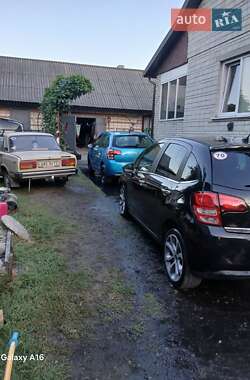 Хэтчбек Citroen C3 2009 в 