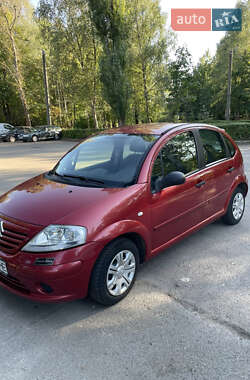 Хэтчбек Citroen C3 2005 в 