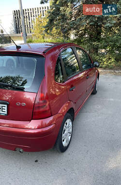 Хэтчбек Citroen C3 2005 в 