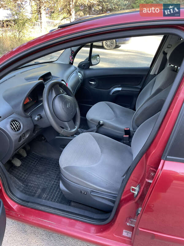 Хэтчбек Citroen C3 2005 в Луцке