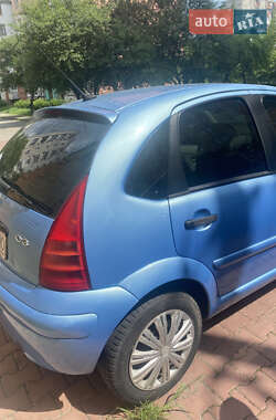 Хэтчбек Citroen C3 2003 в 
