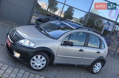 Хэтчбек Citroen C3 2005 в 